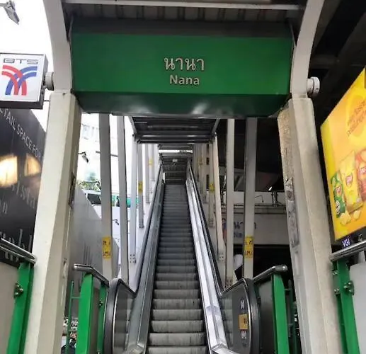 - Sukhumvit Soi 5 Bts Nana- Size 50m2 * Bangkok