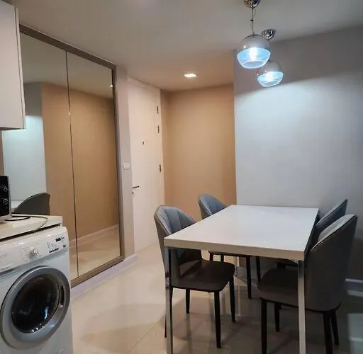 - Sukhumvit Soi 5 Bts Nana- Size 50m2