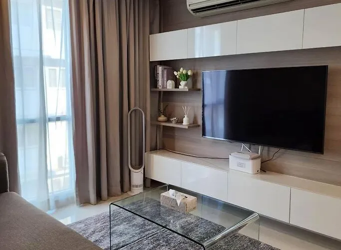 - Sukhumvit Soi 5 Bts Nana- Size 50m2