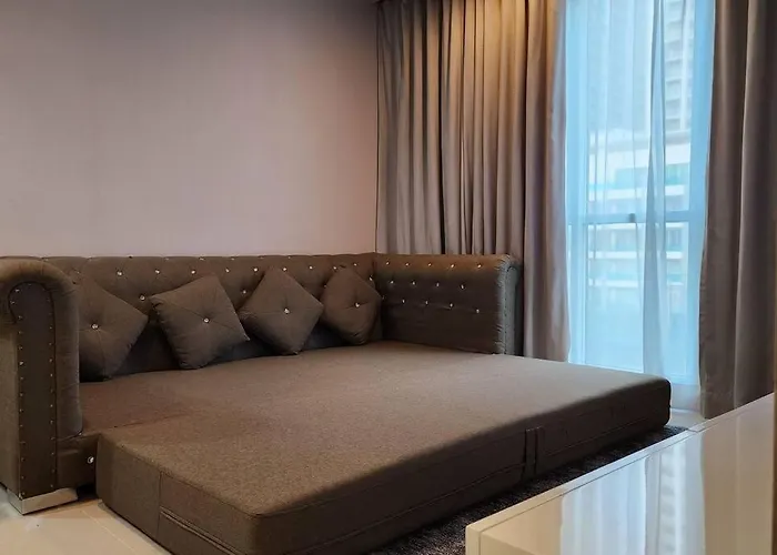 - Sukhumvit Soi 5 Bts Nana- Size 50m2 * Bangkok